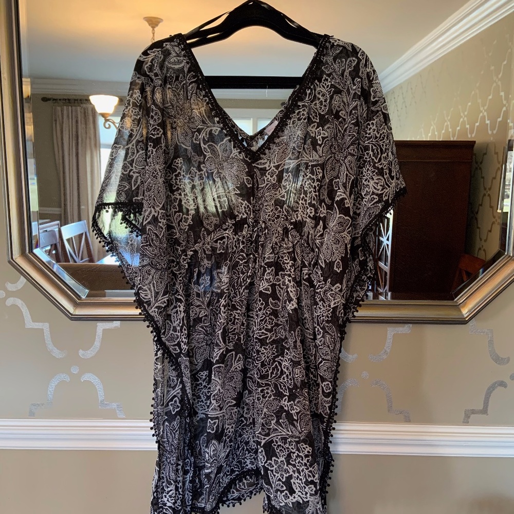 BEACH COVERUP